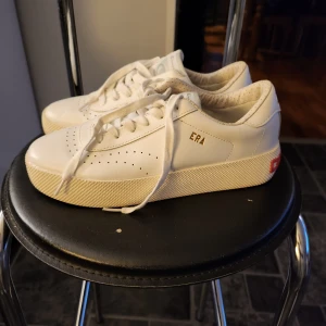 Champion Era sneakers - Sneakers utan låda, använda 2 gånger, storlek 40