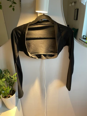 Bolero - Svart bolero🖤