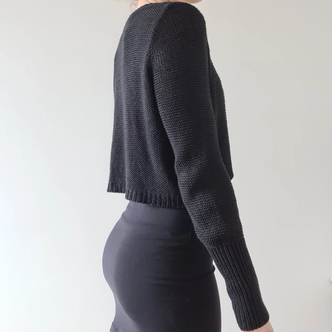 V-ringad stickad långärmad magtröja - 90