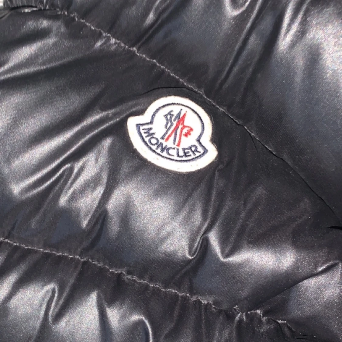 Moncler väst   - 90
