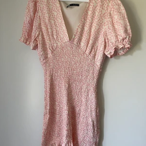 Zara klänning - Fin Zara klänning, storlek L