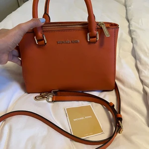 Original Michaelkors väska - Som nya, orange färg