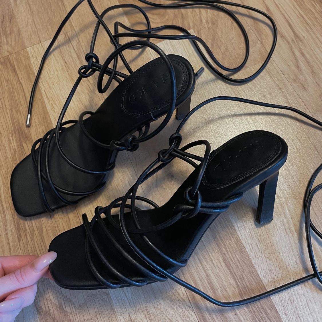 Klackar med snörning - 91