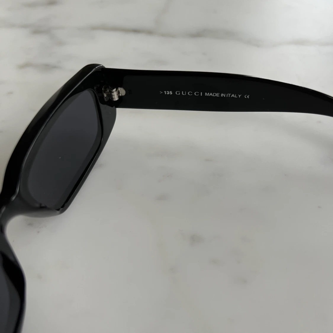 Solglasögon Gucci  - 90