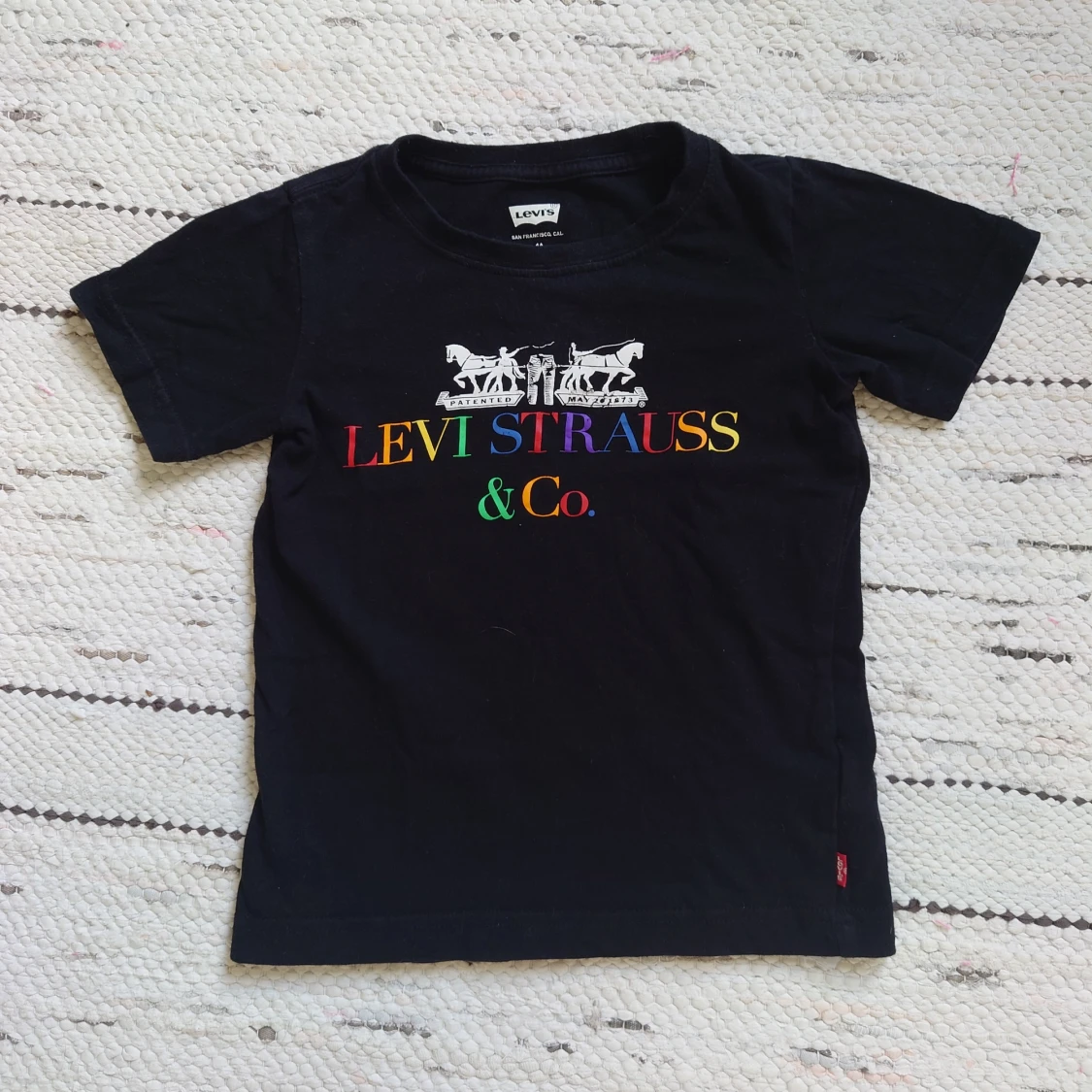 Levis tshirt