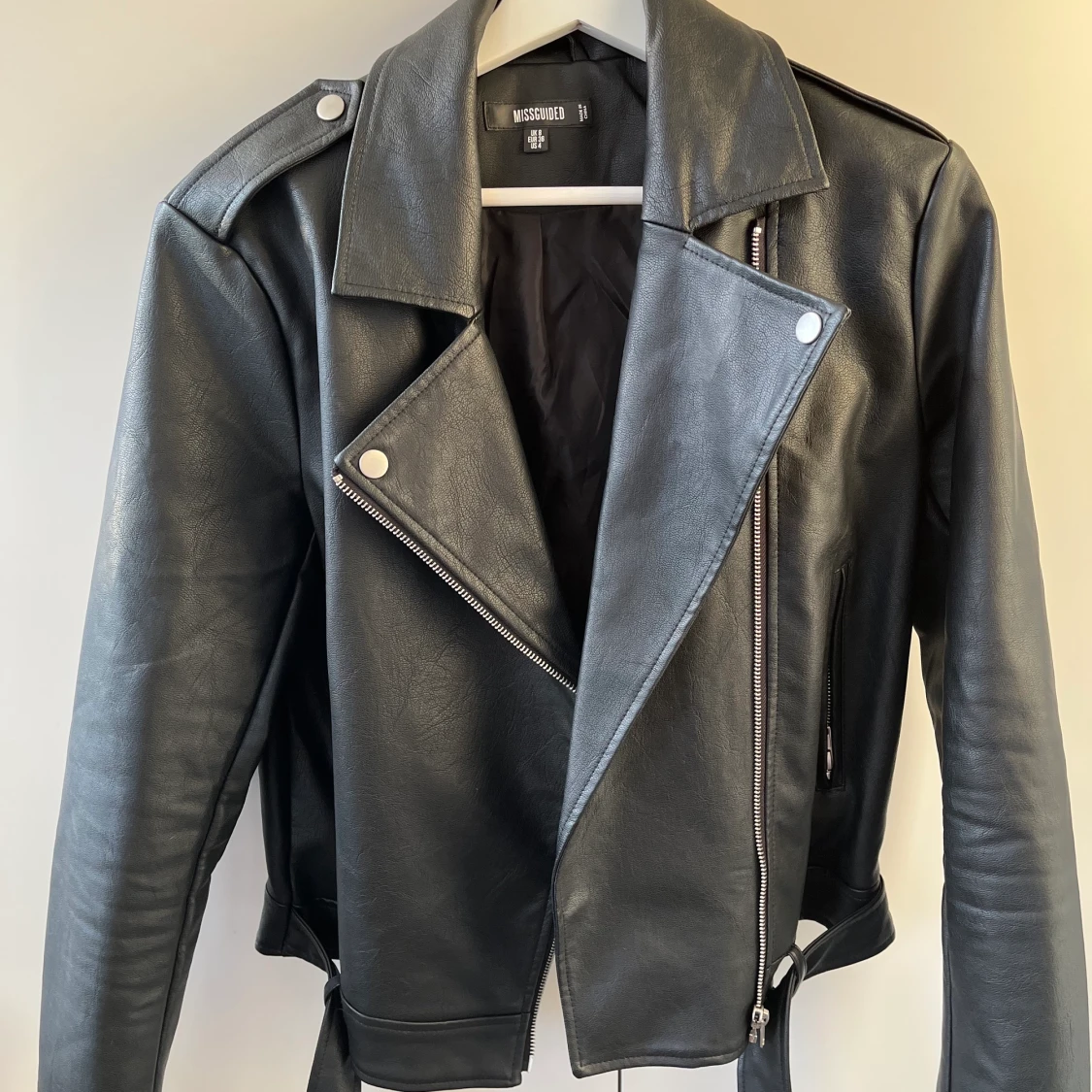 Skinnjacka Missguided