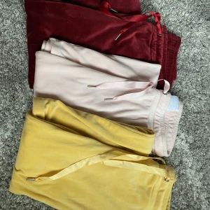 Mjukis - Mjukis från Gina 3 stycken, alla storlek xs, alla för 200 eller 100 kronor styck