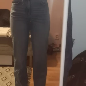 Bikbok Straight jeans  - 90s straight waist 29 length 32 29x32