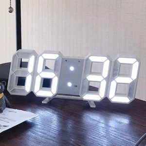 Nattlampa - Oanvänd nattlampa som söker nytt hem . I sin förpackning. Frakt tillkommer 😊