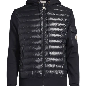 Söker denna i m/l - Söker denna moncler