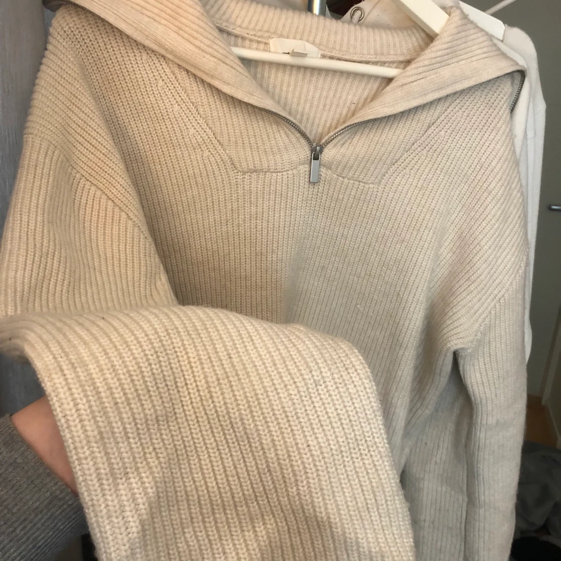 Mysigaste stickade tröjan 