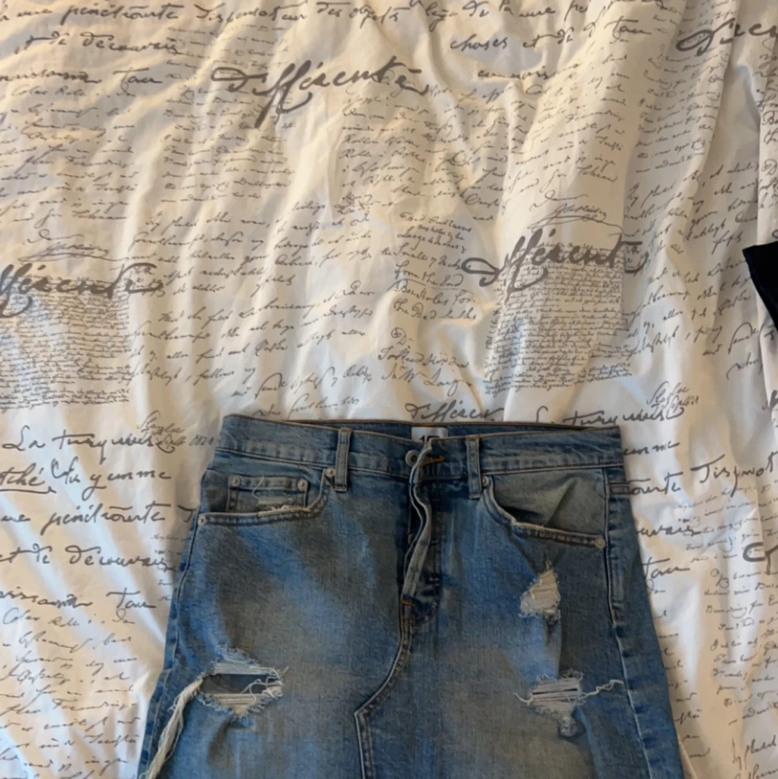 Jeans kjol. 100 kr. Storlek M