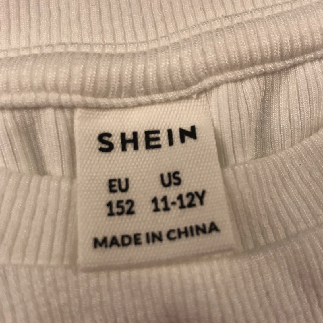 Tröja storlek 152 - 91