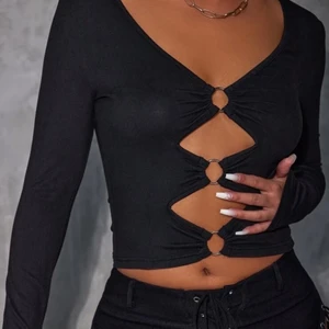 Snygg topp - Säljer denna oanvända toppen då den inte passade. Skriv privat för fler bilder💕