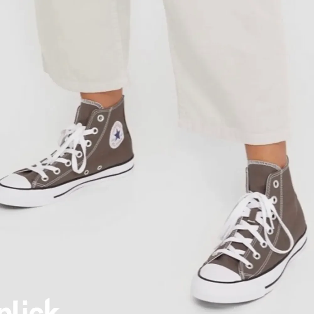 Converse skor nyskick inga skador . Skor.