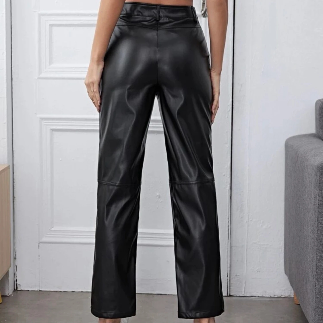 Läderbyxor svarta strl S - 90