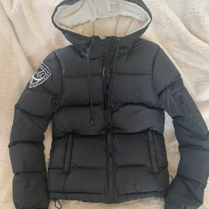 D Brand jacka - D brand jacka storlek XS 