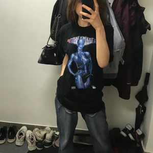 Snygg tshirt - Säljer en as snygg t-shirt i storlek XL-L