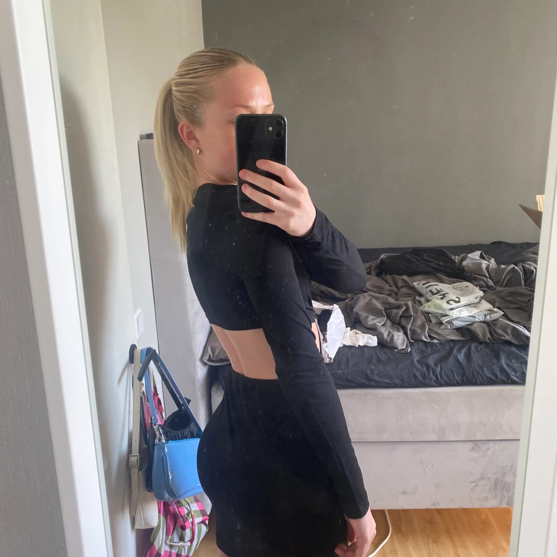 Svart klänning från Shein - 90