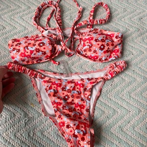 Bikini - S Kan skicka spårbart 