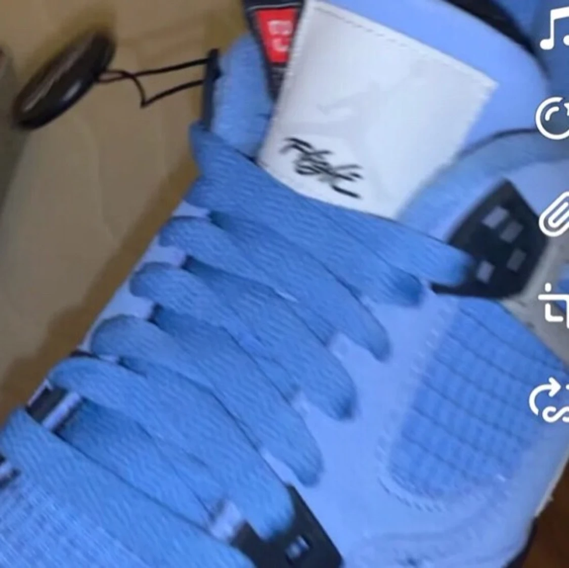 Säljer mina jordan 4 universitet blue Säljer mina jordan 4 universitet blue  - 91