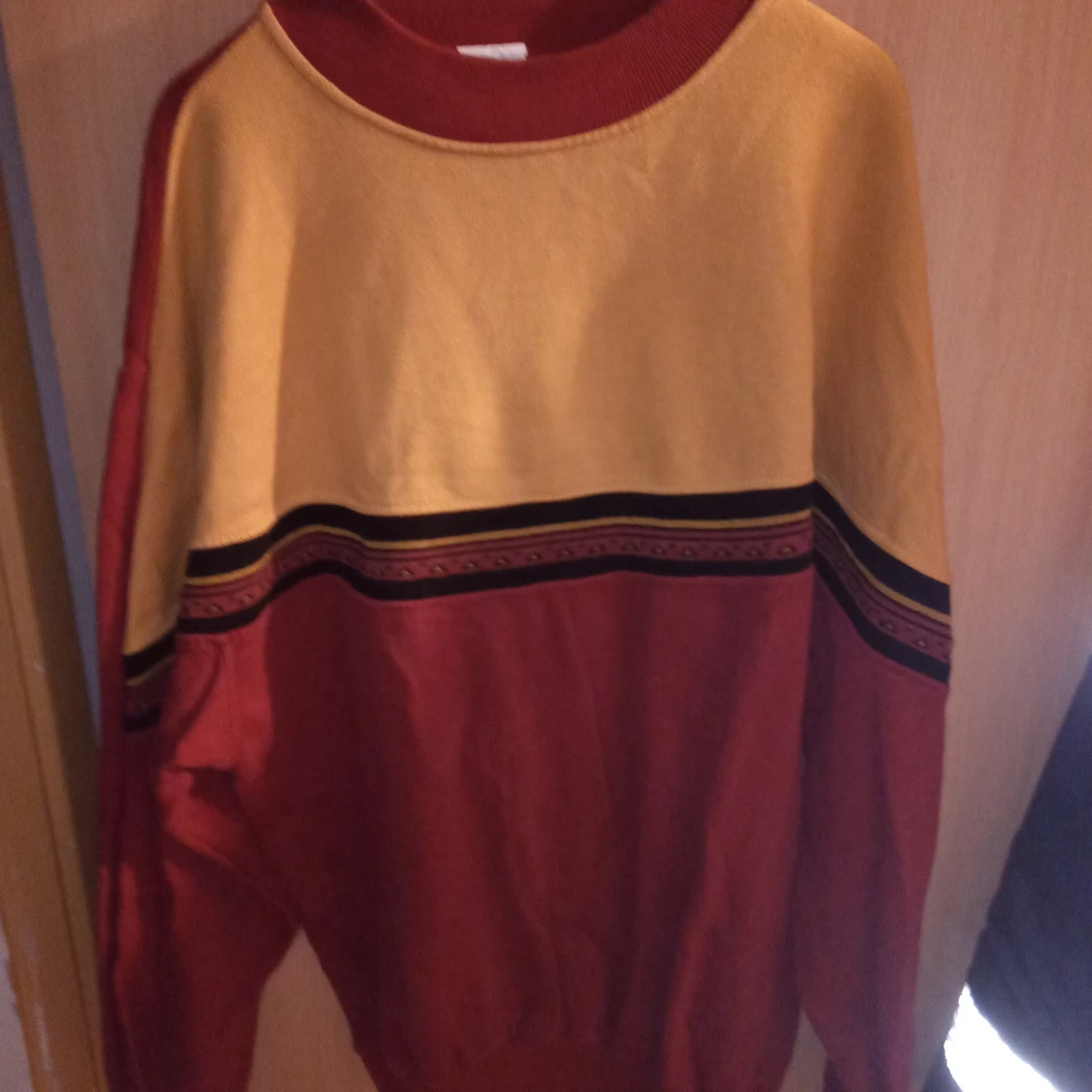 Tröja flerfärgad stl 42 /44