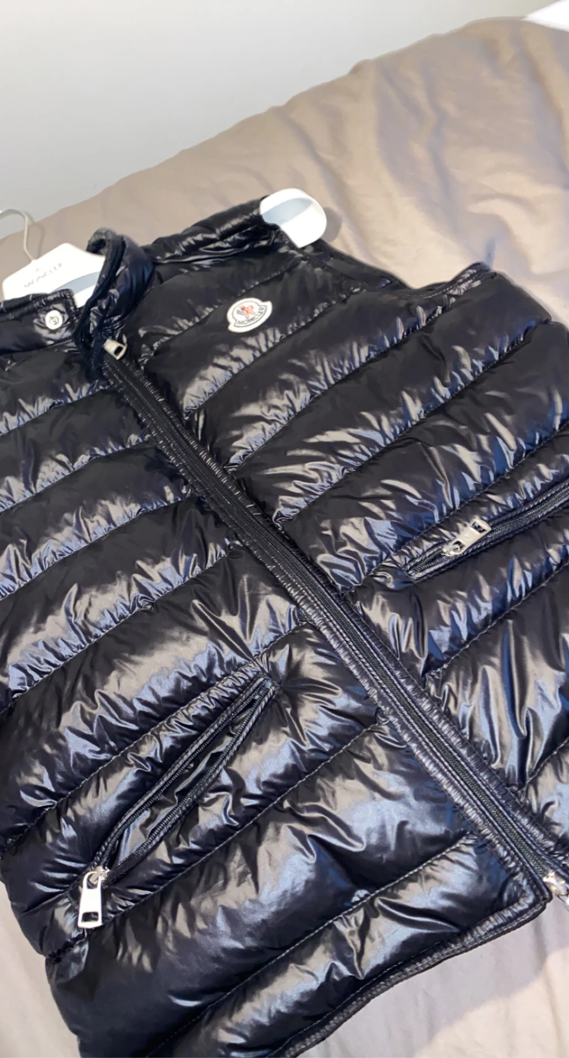 Moncler  - 90