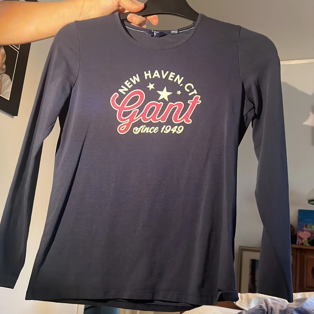 Gant tröja, storlek XS/S. T-shirts.