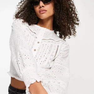 Fin blus asos - Köpt nyligen aldrig använd, var inte helt min stil