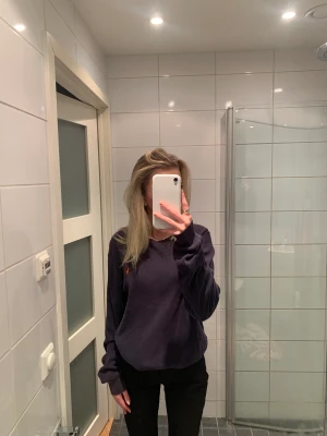 Tröja - Säljer denna tröja från Ralph lauren. 