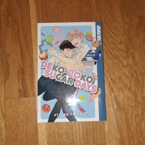 Deko-boko sugar days - En bl manga, köpte för länge sedan men alldrig läst, fint skick.