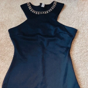 Klänning - Klänning Oanvänd 80kr