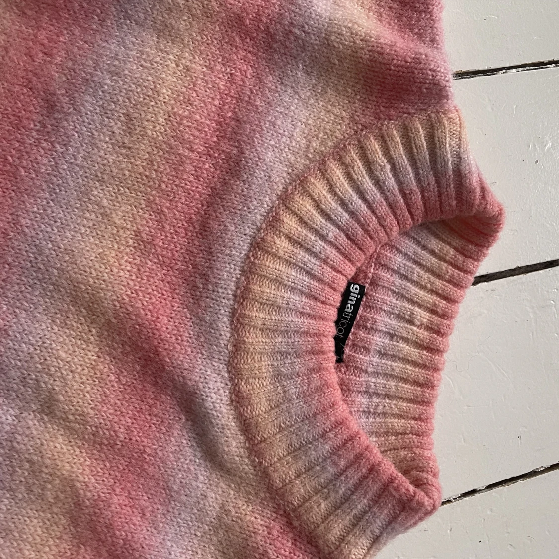 Stickad tröja från Gina Tricot - 91