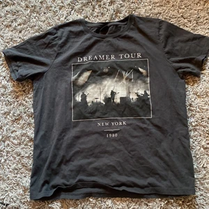 Tröja från gina - En tröja från gina i st L men passar S med som jag är