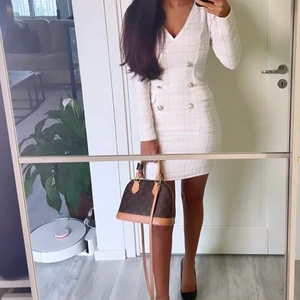 Kostym klänning - Klänning i kostym Storlek xs använd en gång 