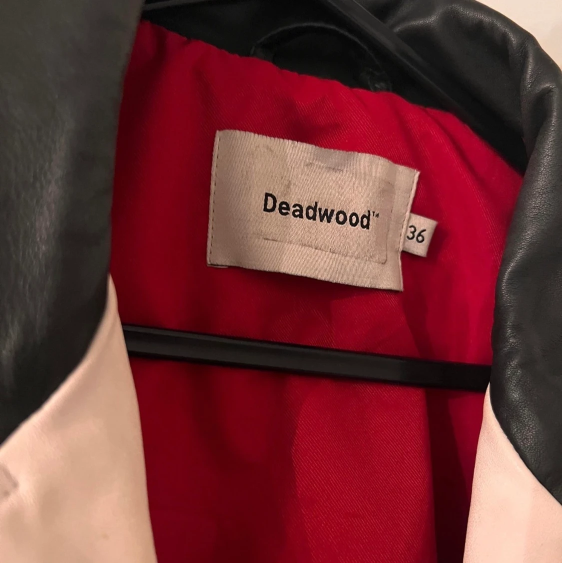 DEADWOOD äkta skinnjacka i storlek 36 - 91