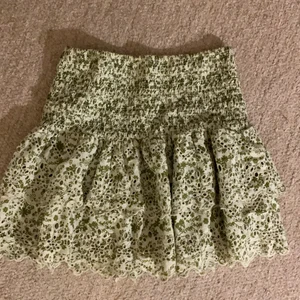 Zara kjol - Intressekoll på min fina volangkjol från zara💕