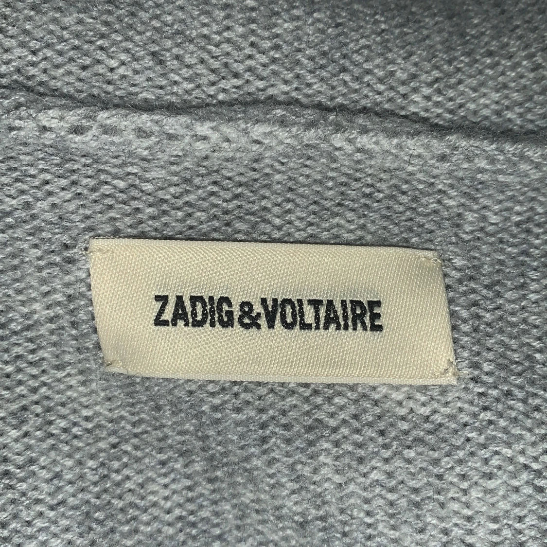 TRYCK IT PÅ KÖP DIREKT Säljer nu denna Zadig tröjan i stl 14år-s - 91