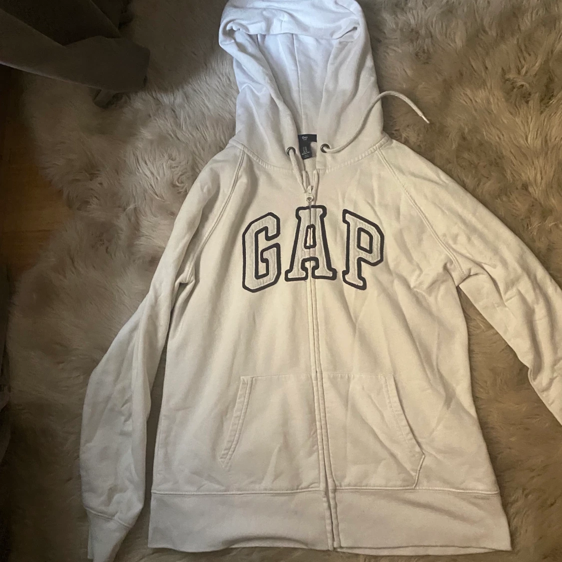 Gap zip hoodie - 90