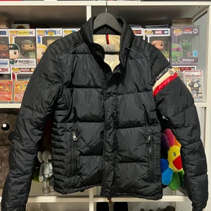 Moncler Chamonix - Size 2 8/10 skick 