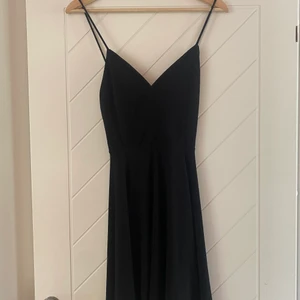 Klänning - Svartklänning från bikbok 