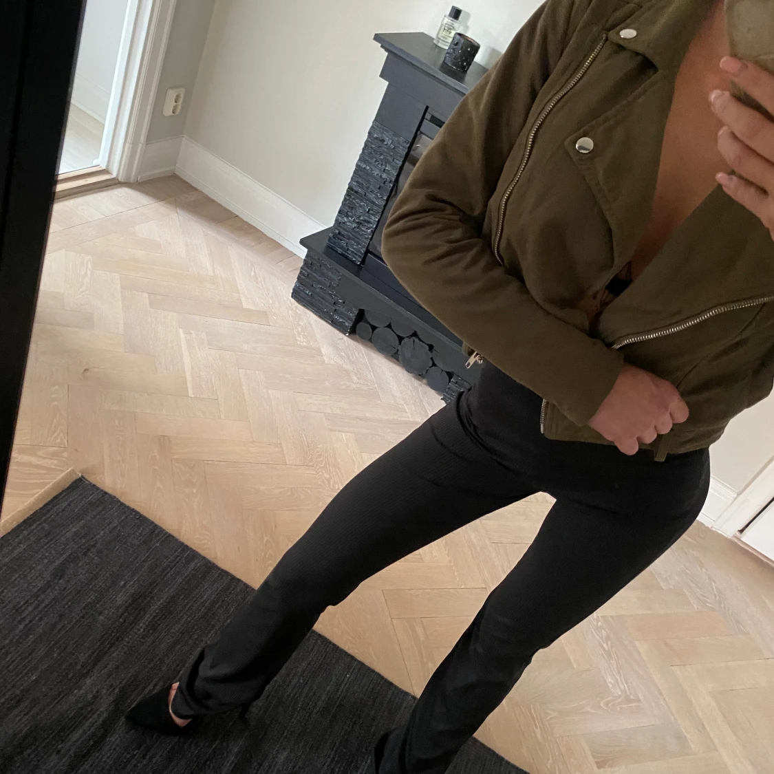 Mörkgrön mocka jacka 