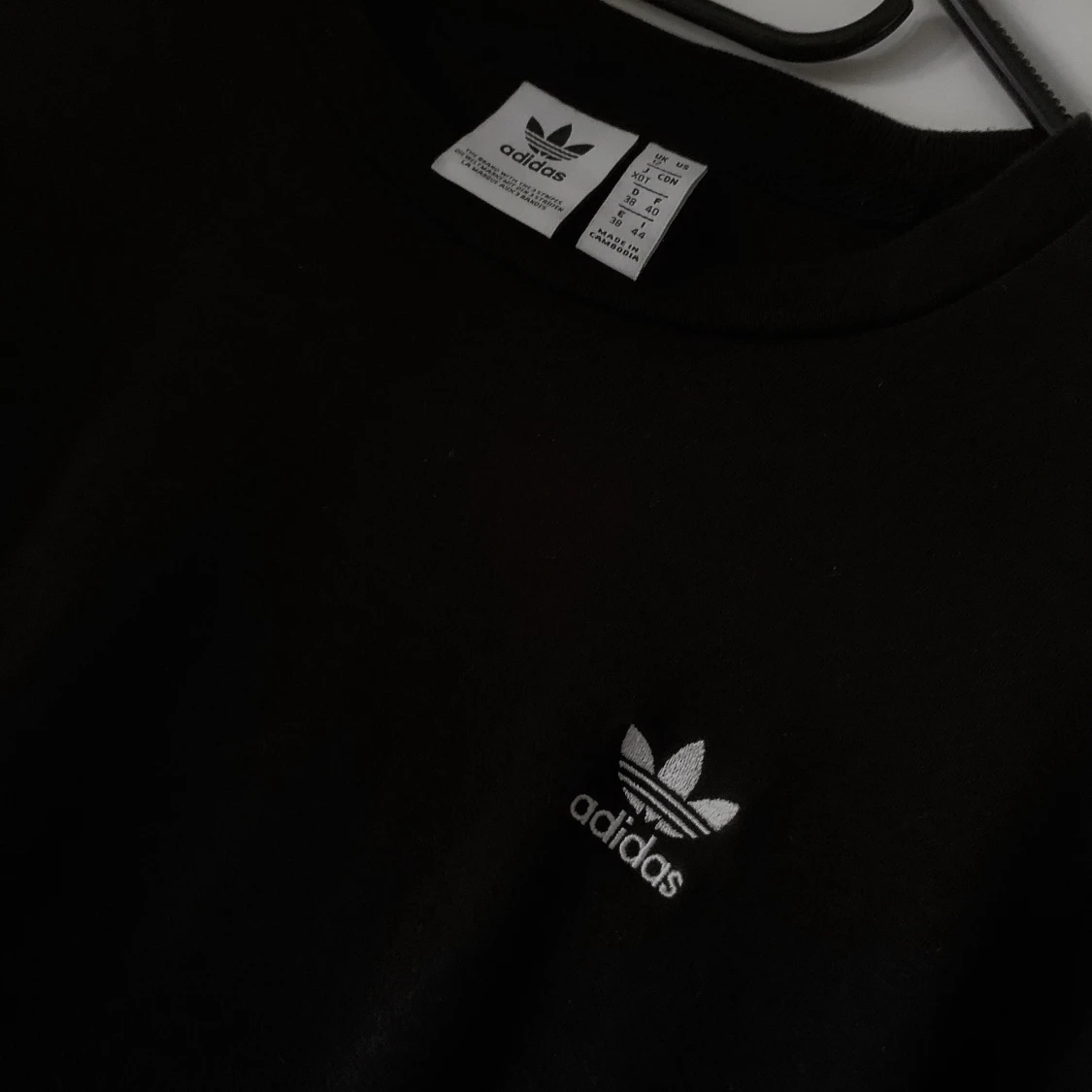 Croppad adidas tröja - 90