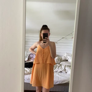 Gul sommarklänning - 💛