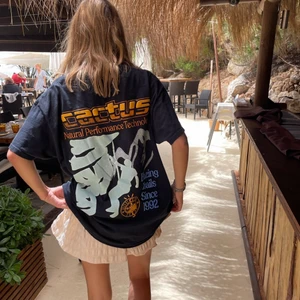 Cactus Jack/Travis scott - Min favorit t shirt, köpte på plug me please i sthlm 