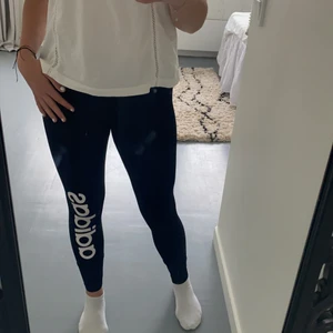 Träningstights - 50kr💗