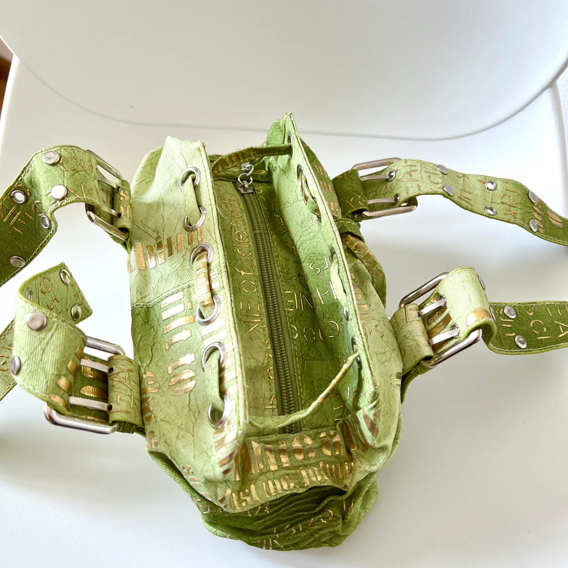 🍀🏆grön minibag - 91