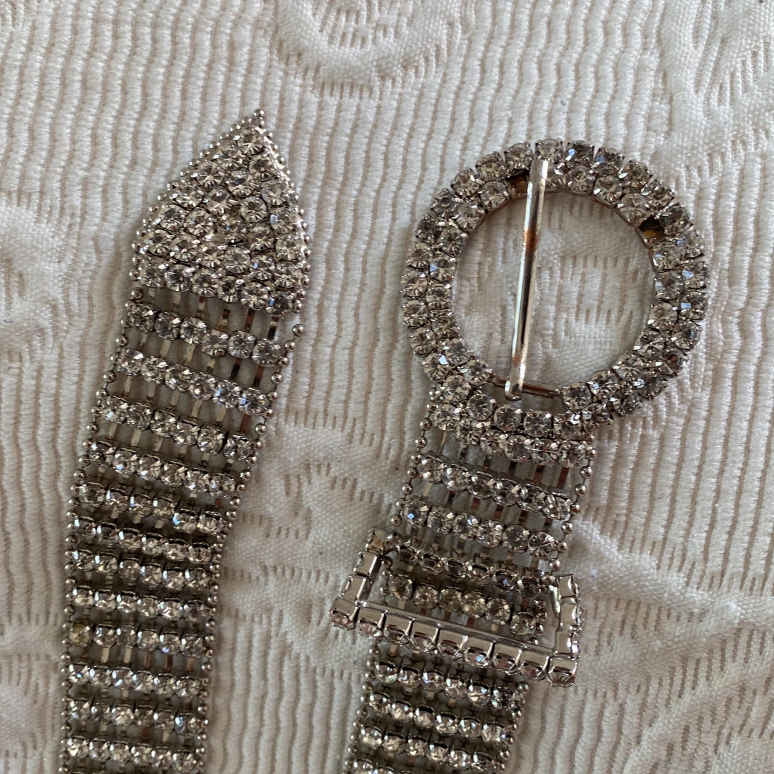 Bälte med rhinestones - 91