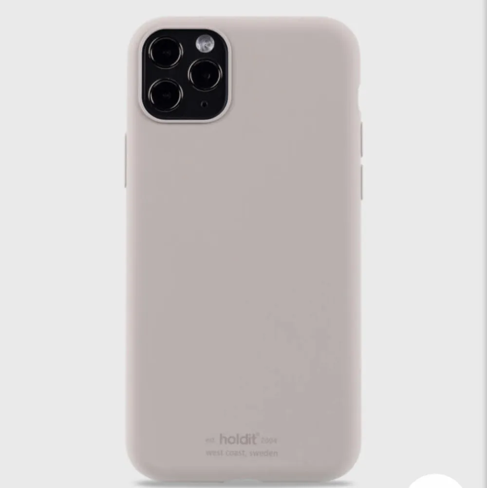 Mobilskal för iPhone 12 pro Max, helt ny. Säljer för jag köpte fel modell. Nypris 149kr säljer för 49kr🤍🤍. Övrigt.