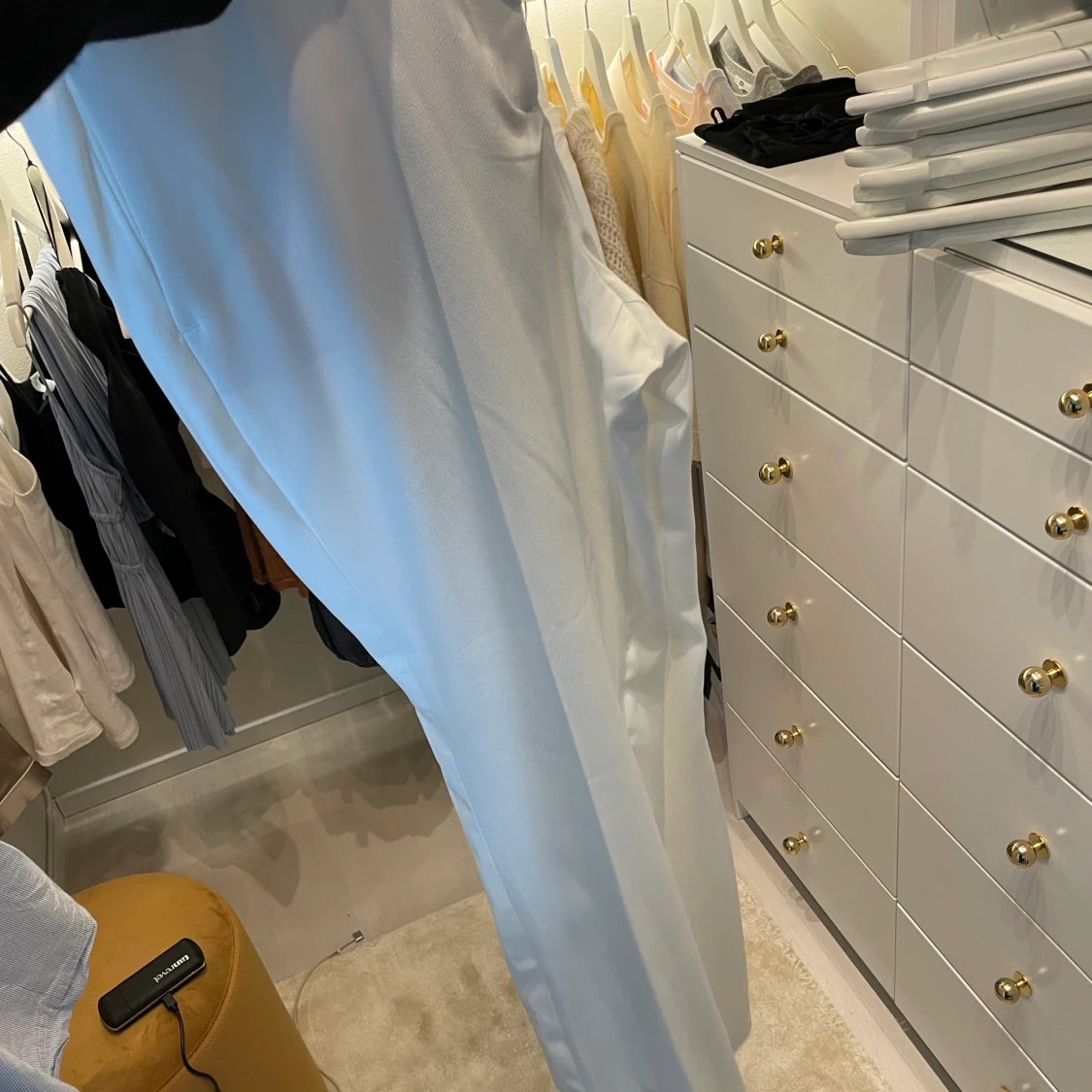 Lågmidjade kostymbyxor  - 90